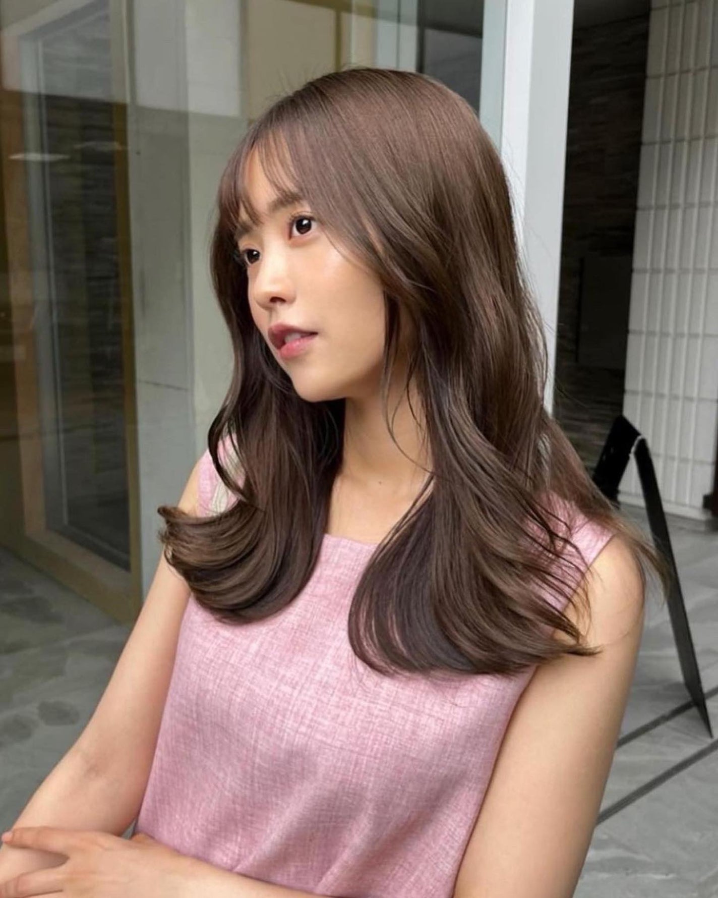 HARUNA on LIPS 「.風になびく素敵なレイヤーたっぷりカット✨✨✨✨..#レイヤー..」(3枚目)