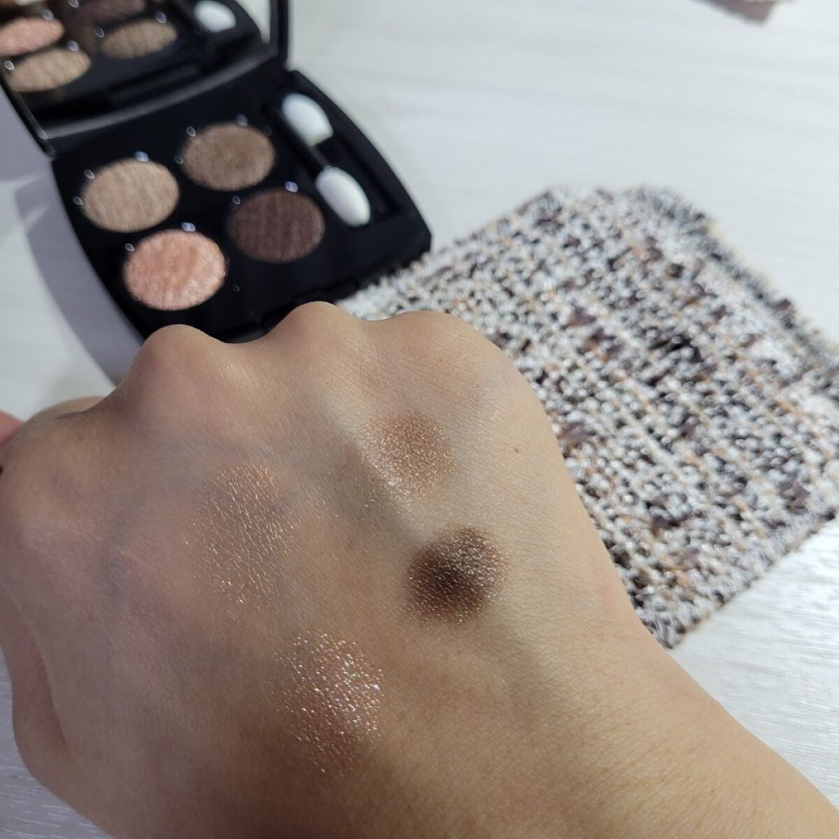レ キャトル オンブル ツイード/CHANEL/アイシャドウパレットを使ったクチコミ(4枚目)