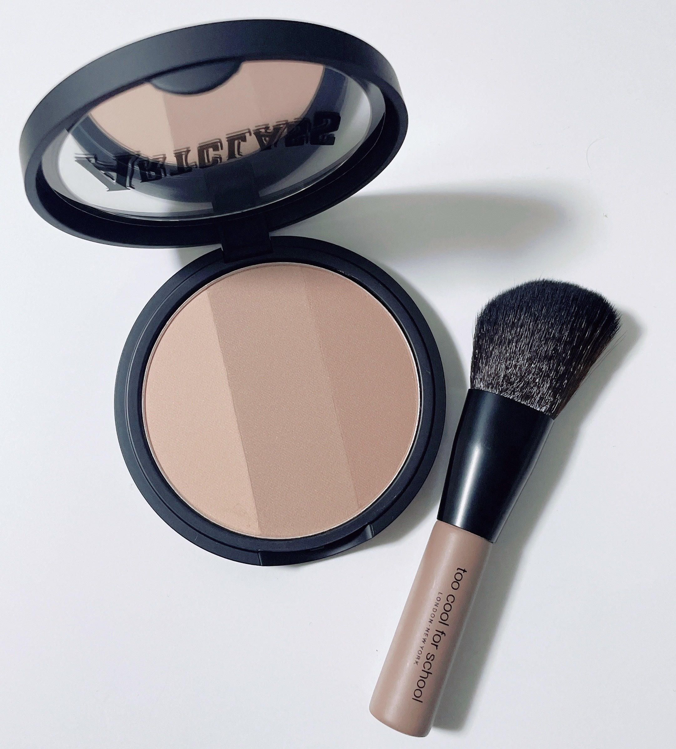 アートクラスバイロダン シェーディング 1 クラシック マスター(ブラシ付き)/too cool for school/シェーディングを使ったクチコミ（2枚目）