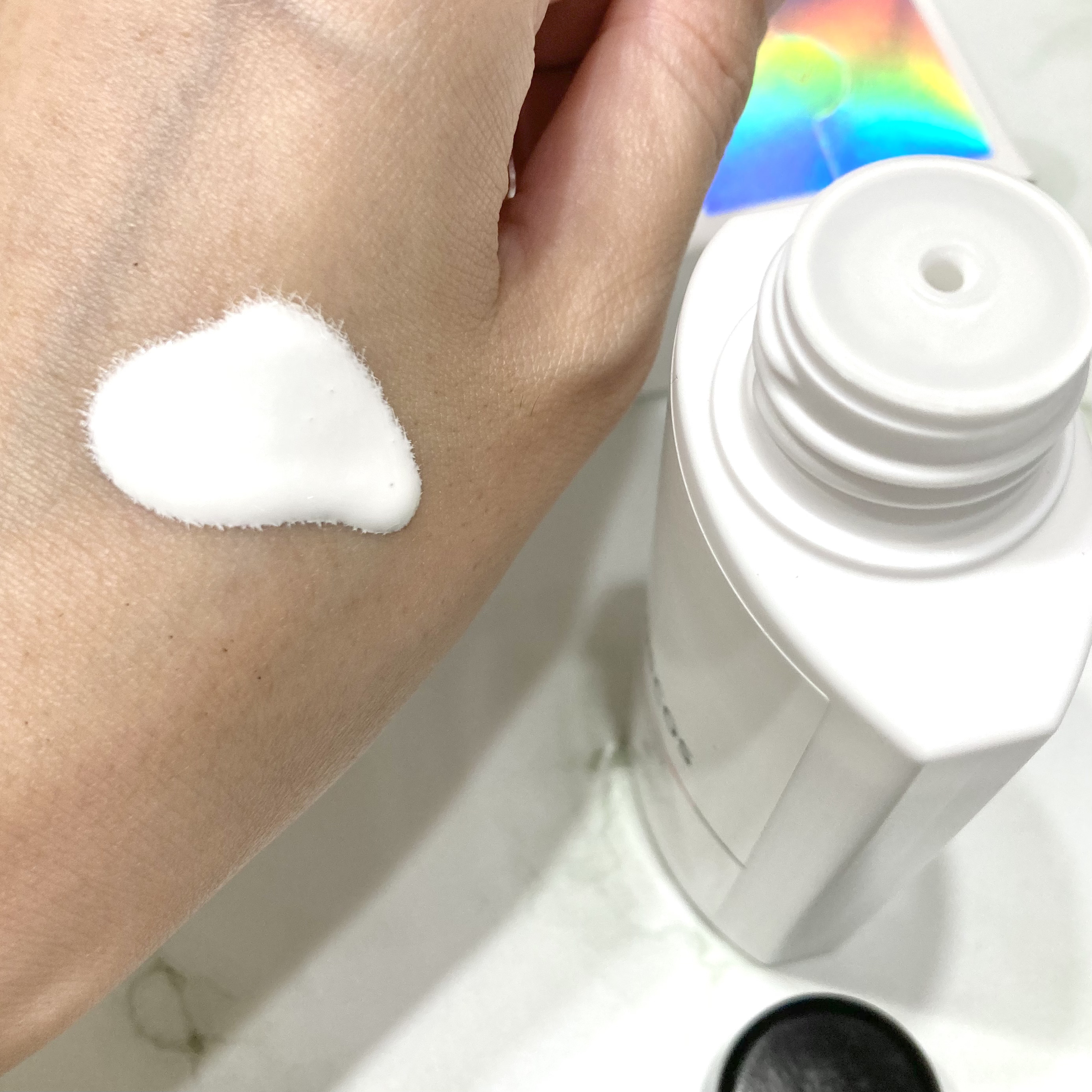 ボディファンデーション ホワイト​/COSCOS/ボディミルクを使ったクチコミ（2枚目）