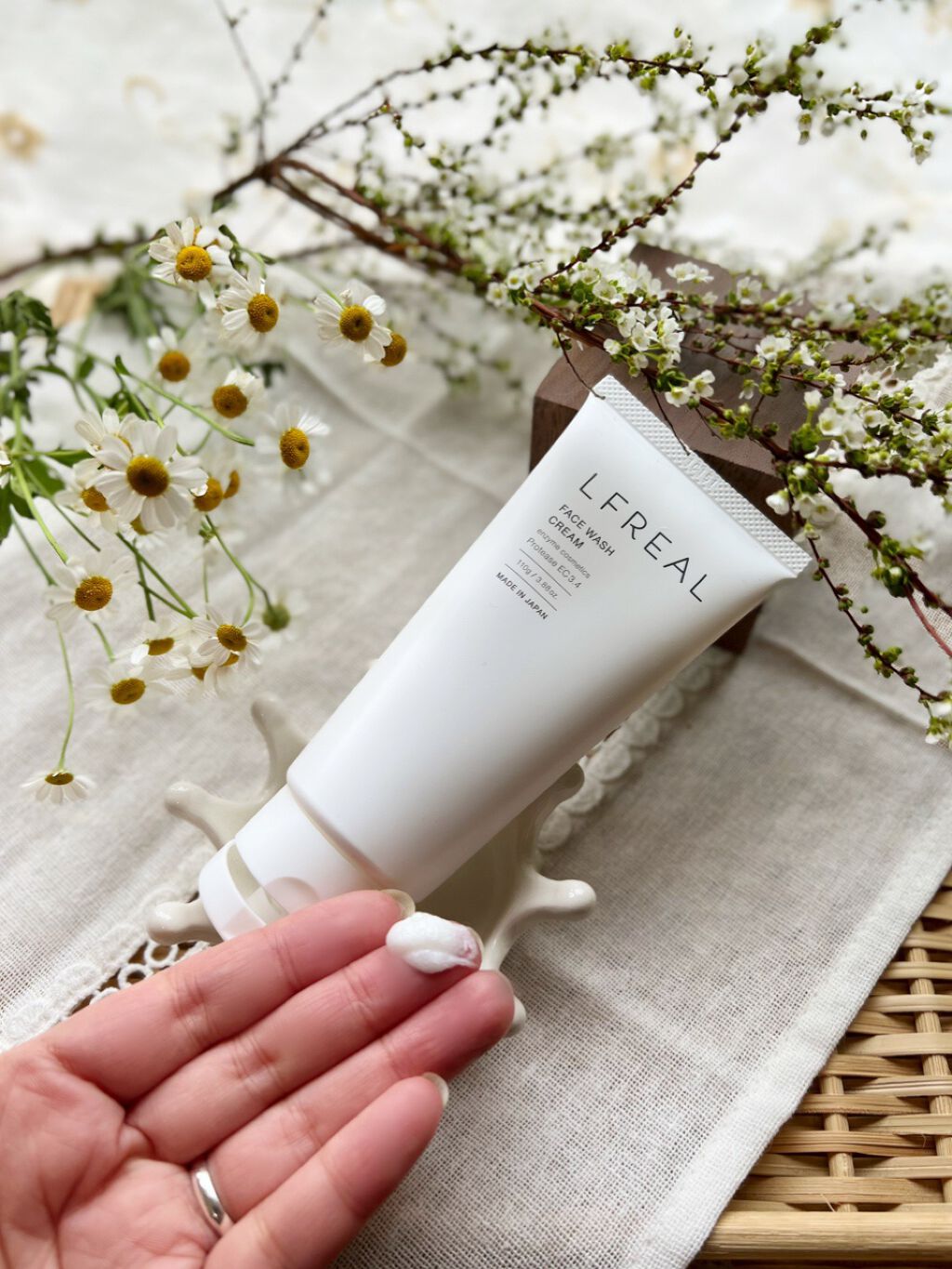 フェイスウォッシュクリーム/LFREAL/洗顔フォームを使ったクチコミ（3枚目）
