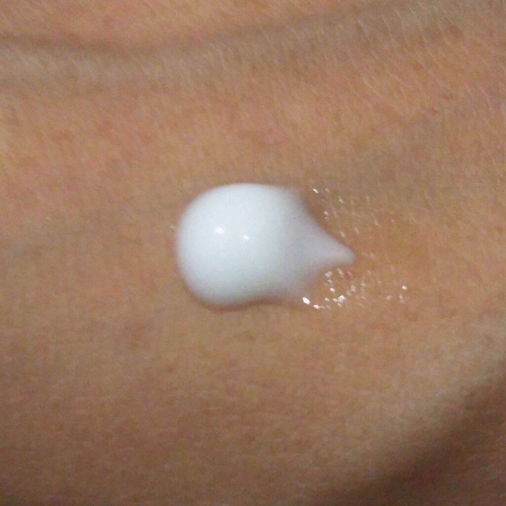 I・B・O ハトムギ配合リッチエッセンス/大人肌研究所/美容液を使ったクチコミ(3枚目)