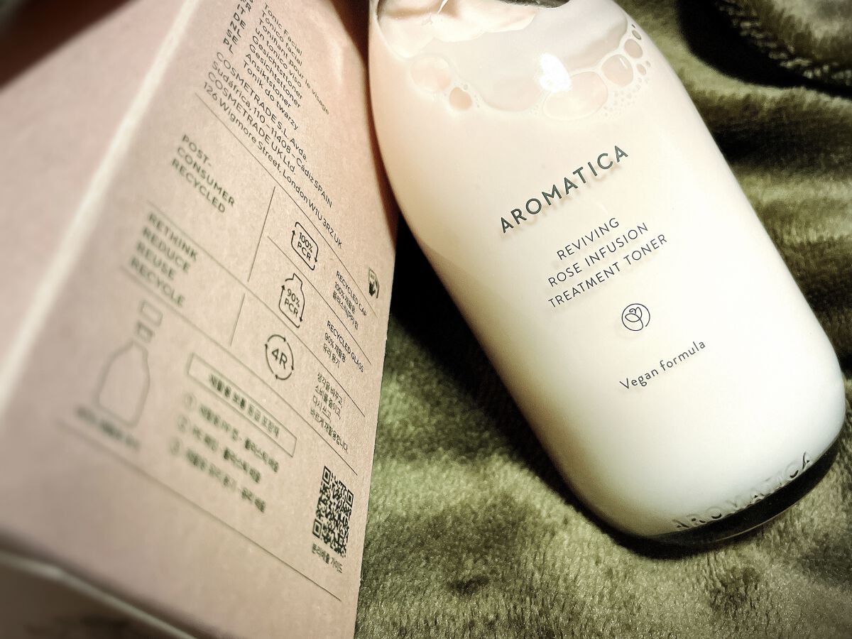 リバイビングローズインフュージョンエッセンストナー/AROMATICA/化粧水を使ったクチコミ（2枚目）