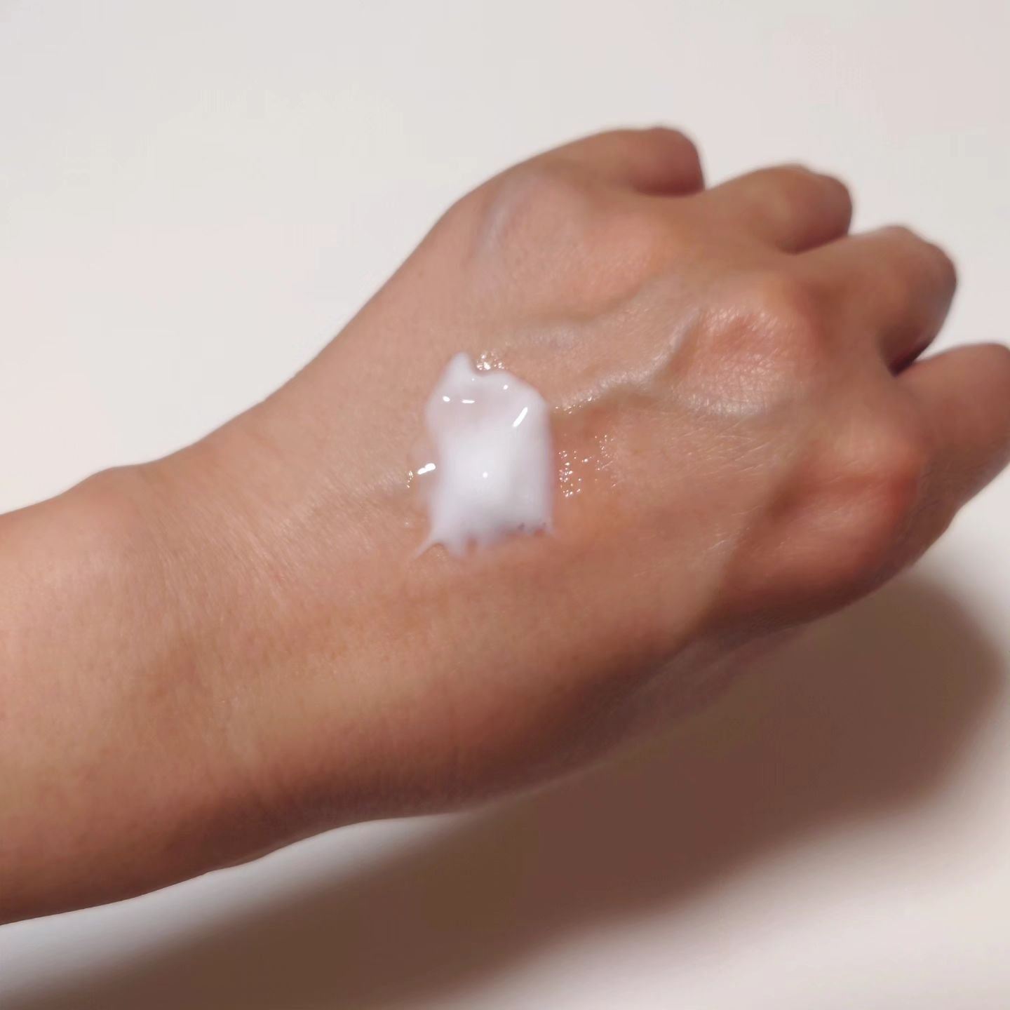 ハイドレイティングアクアローション/ACCOJE/乳液を使ったクチコミ（3枚目）