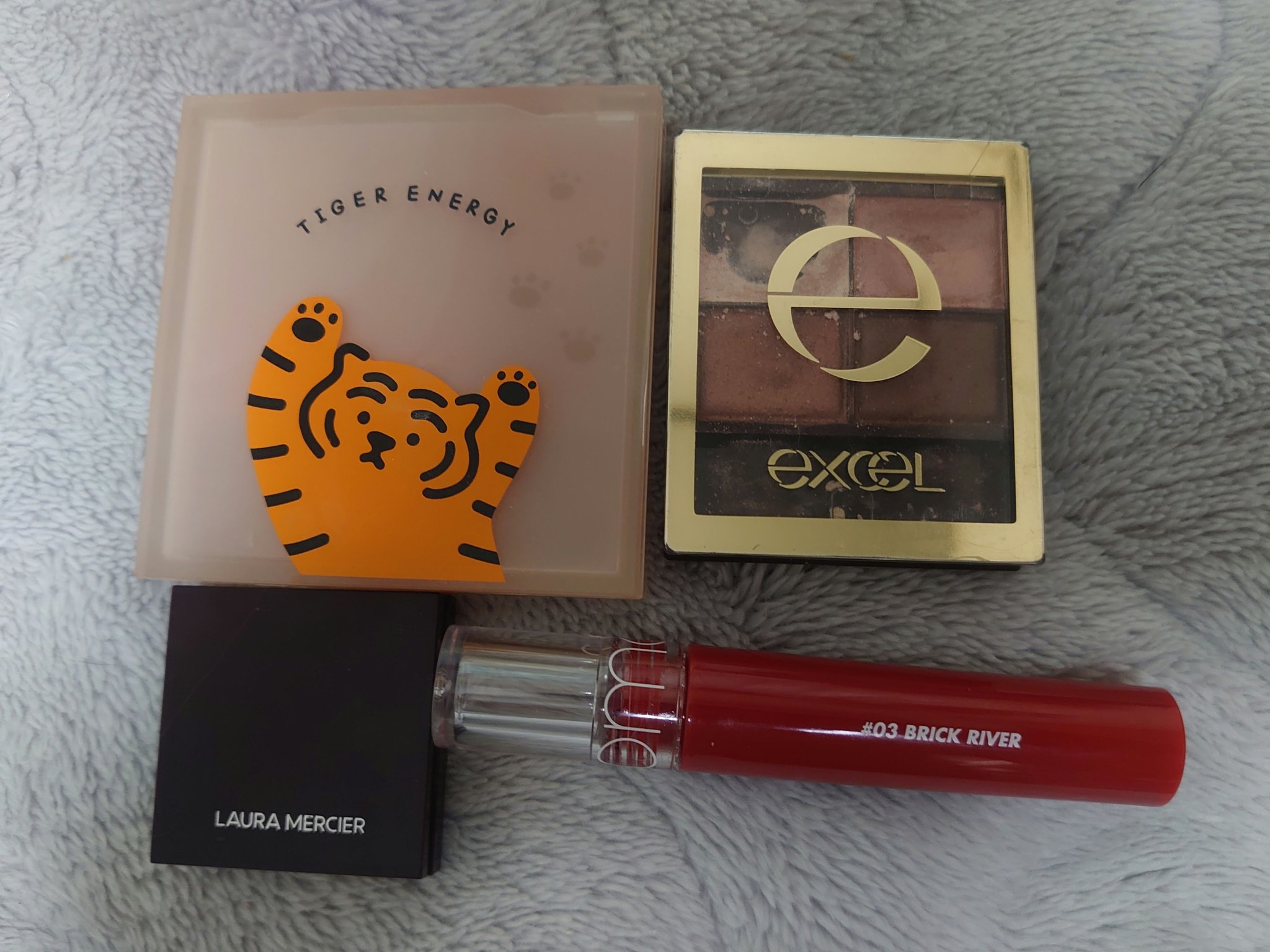 グラスティングウォーターティント/rom&nd/リップティントを使ったクチコミ（1枚目）