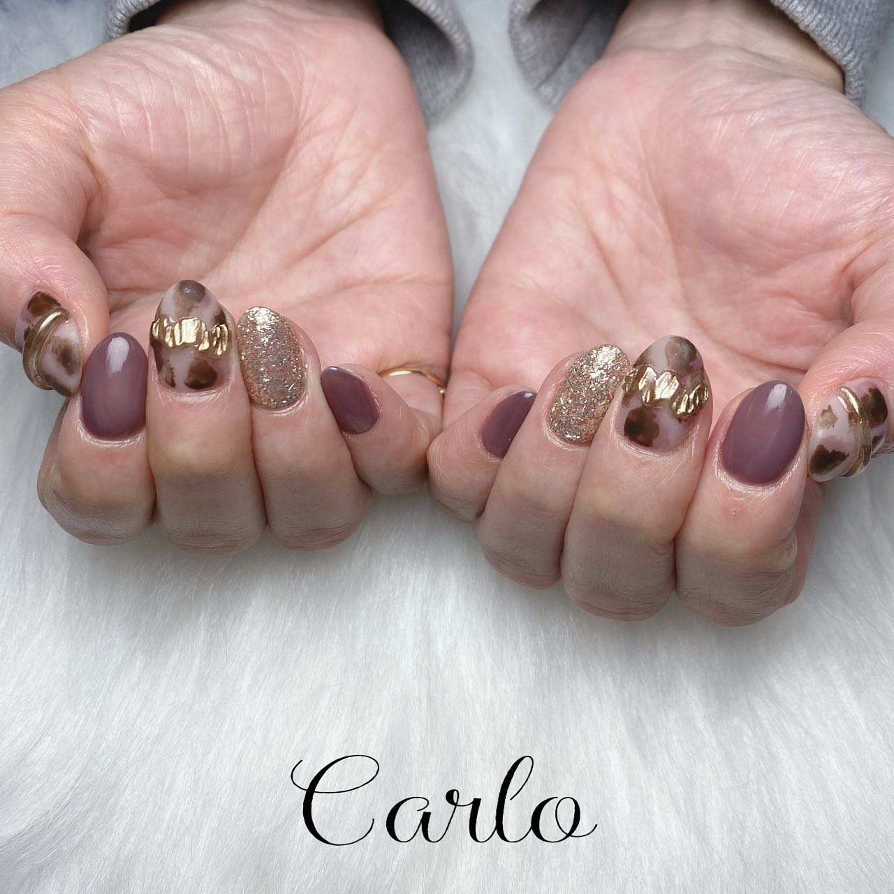 #ジェルネイル,#ネイル,#ロングネイル,#ニュアンスネイル,#ミラーネイル,#マグネットネイル,#手書きネイル,#トレンドネイル,#大人ネイル,#ボーホーネイル,#ダルメシアンネイル,#パープルネイル,#リングネイルのネイルデザイン