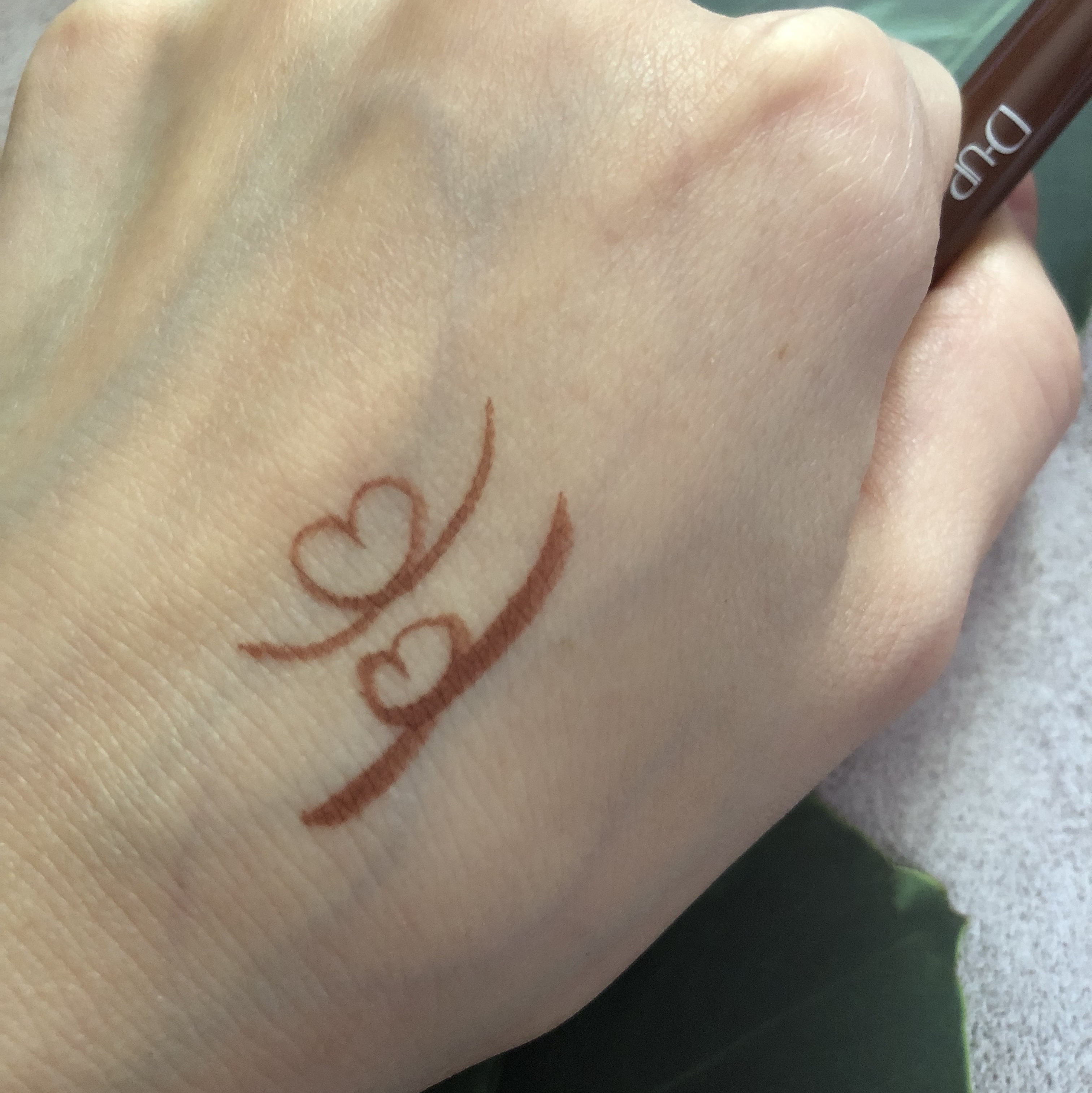 シルキーリキッドアイライナーWP/D-UP/リキッドアイライナーを使ったクチコミ（3枚目）