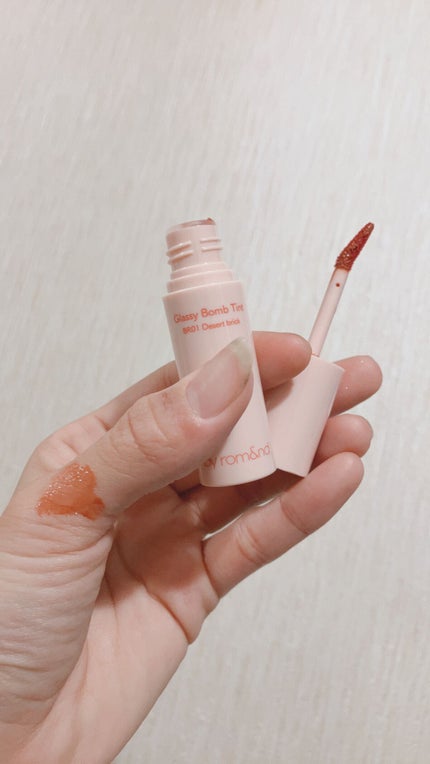 アンドバイロムアンド グラッシーボムティント/&nd by rom&nd/リップティントを使ったクチコミ(5枚目)