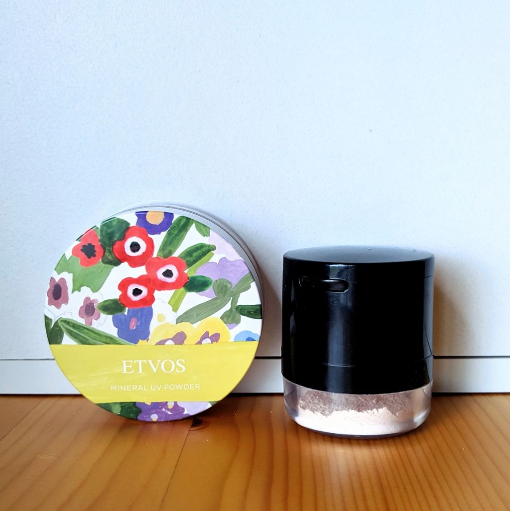 ミネラルUVパウダー（旧）/エトヴォス/ルースパウダーを使ったクチコミ（1枚目）
