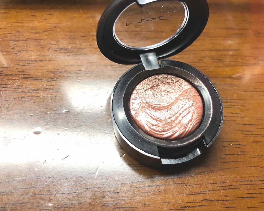 エクストラ ディメンション アイシャドウ/M・A・C/単色アイシャドウを使ったクチコミ(1枚目)