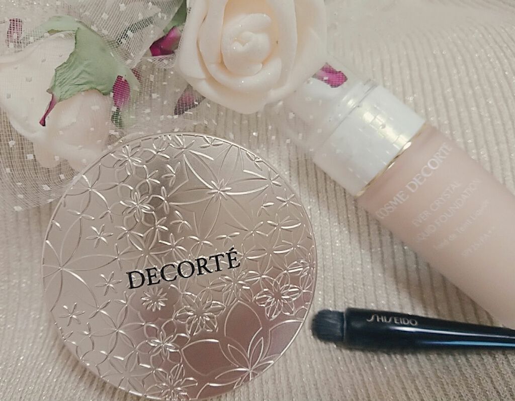 エバークリスタル リキッドファンデーション/DECORTÉ/リキッドファンデーションを使ったクチコミ（1枚目）