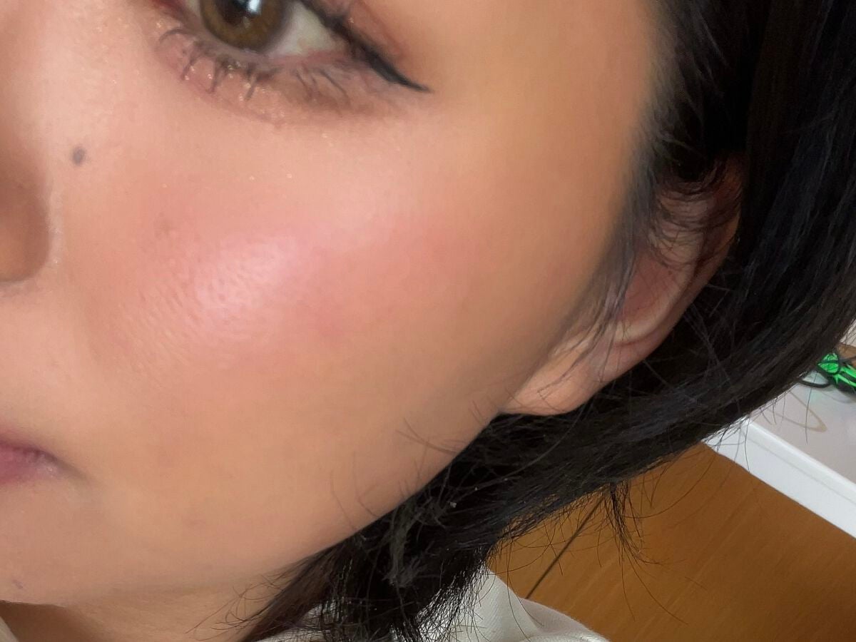 アンクル ド ポー オール アワーズ セッティングパウダー/YVES SAINT LAURENT BEAUTE/プレストパウダーを使ったクチコミ(3枚目)