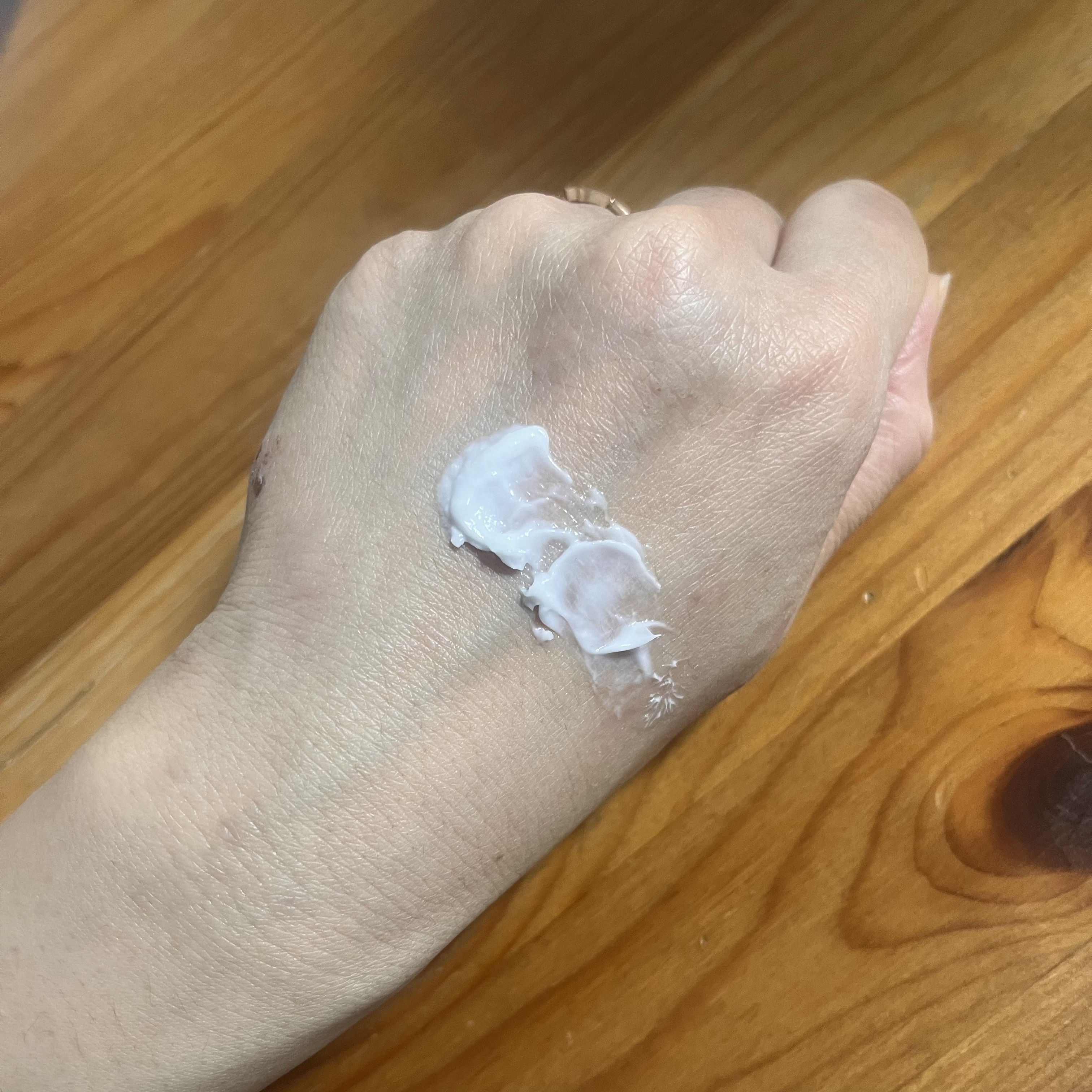 ミノン アミノモイスト モイストチャージ クリーム/ミノン/フェイスクリームを使ったクチコミ（2枚目）