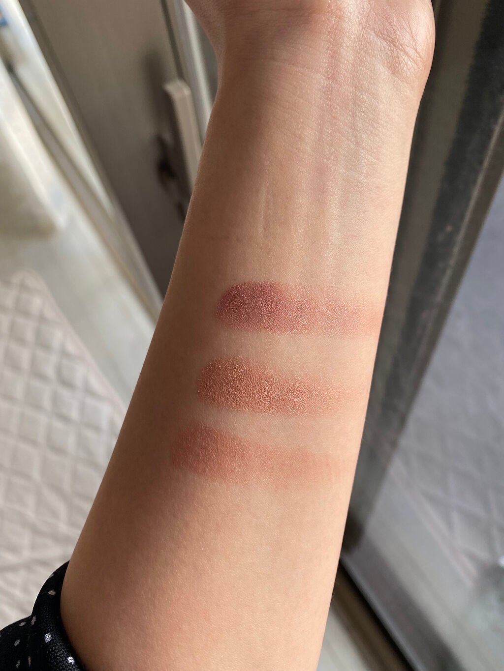 シングルカラーアイシャドウ/CEZANNE/単色アイシャドウを使ったクチコミ(4枚目)