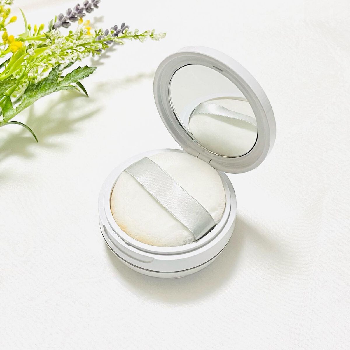 ポアレスフィクサー クリスタルパール(レフィル)7.5g/プリマヴィスタ/ルースパウダーを使ったクチコミ（1枚目）