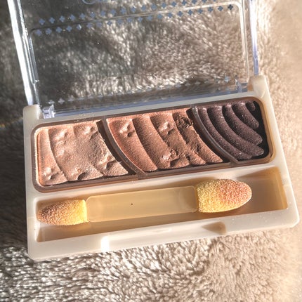 トーンアップアイシャドウ/CEZANNE/アイシャドウパレットを使ったクチコミ(3枚目)