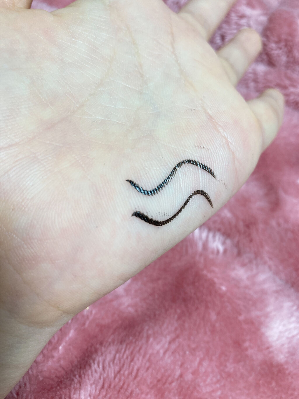 スムースリキッドアイライナー スーパーキープ 01 漆黒ブラック/ヒロインメイク/リキッドアイライナーを使ったクチコミ（3枚目）