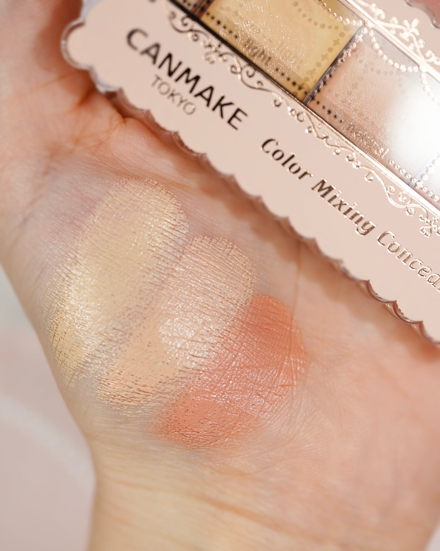 カラーミキシングコンシーラー/キャンメイク/パレットコンシーラーを使ったクチコミ(3枚目)