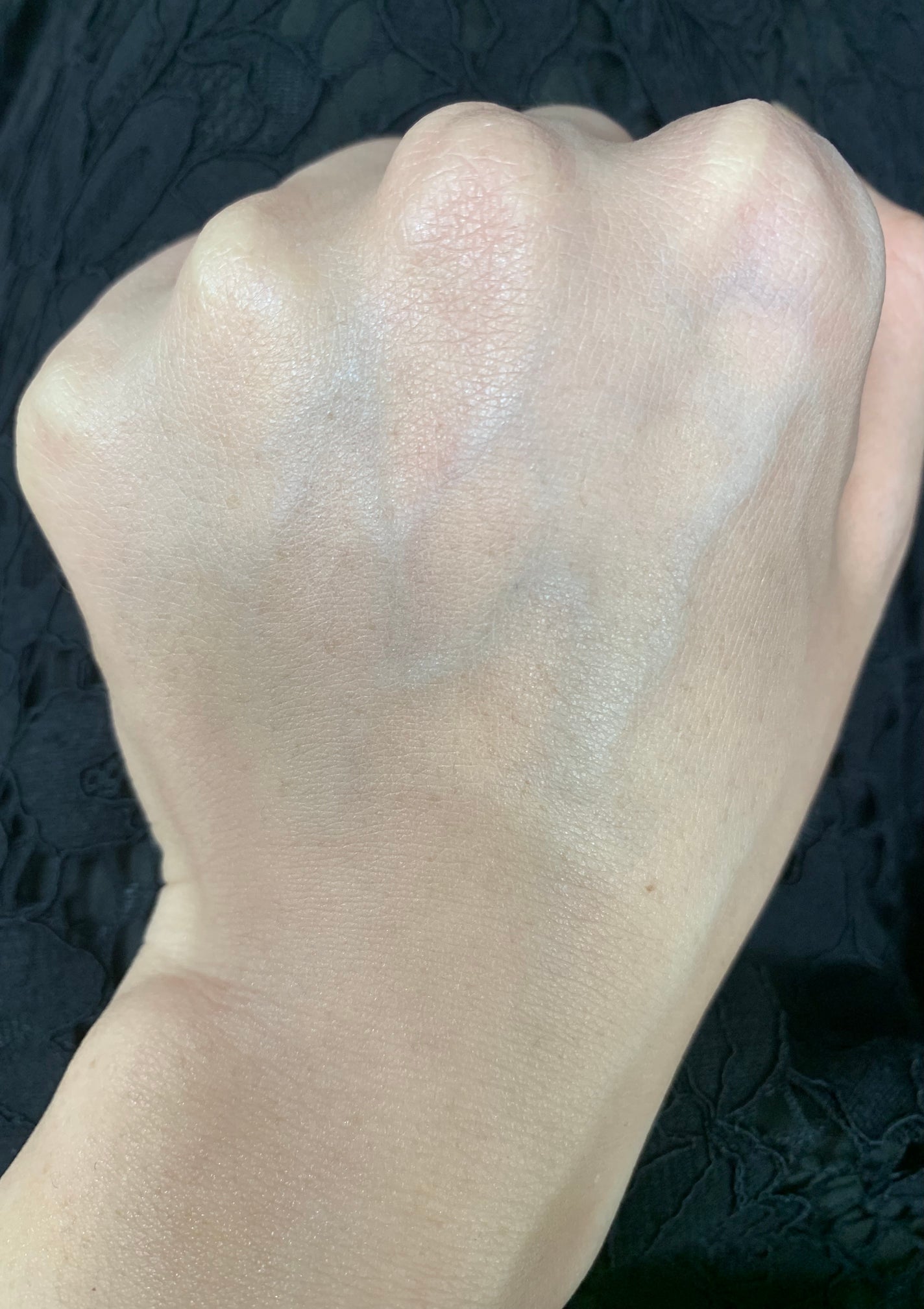 ニベアUV ディープ プロテクト&ケア トーンアップ エッセンス/ニベア/日焼け止めローションを使ったクチコミ(2枚目)