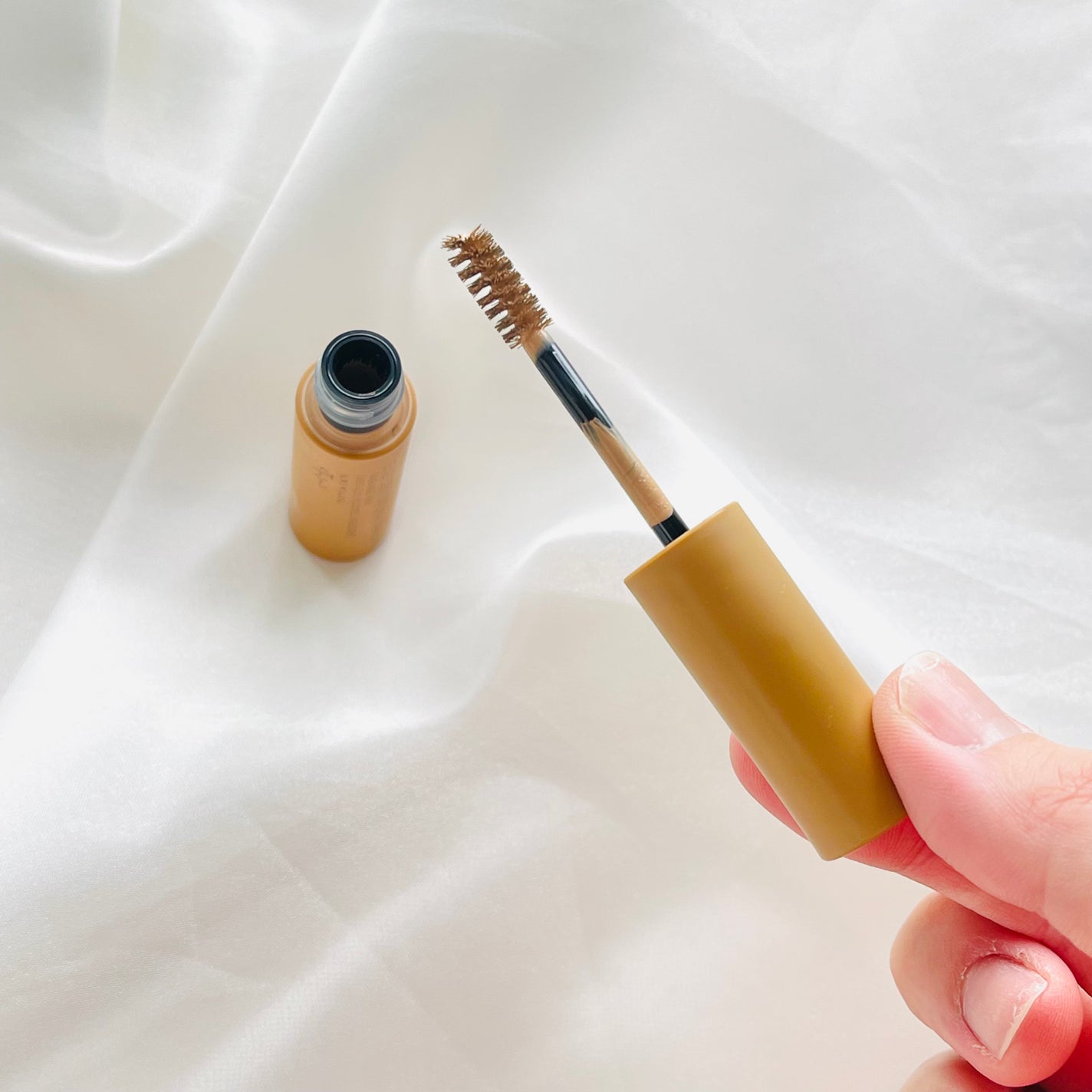 エテュセ アイエディション(ブロウコンシーラー)/ettusais/その他アイブロウを使ったクチコミ(2枚目)