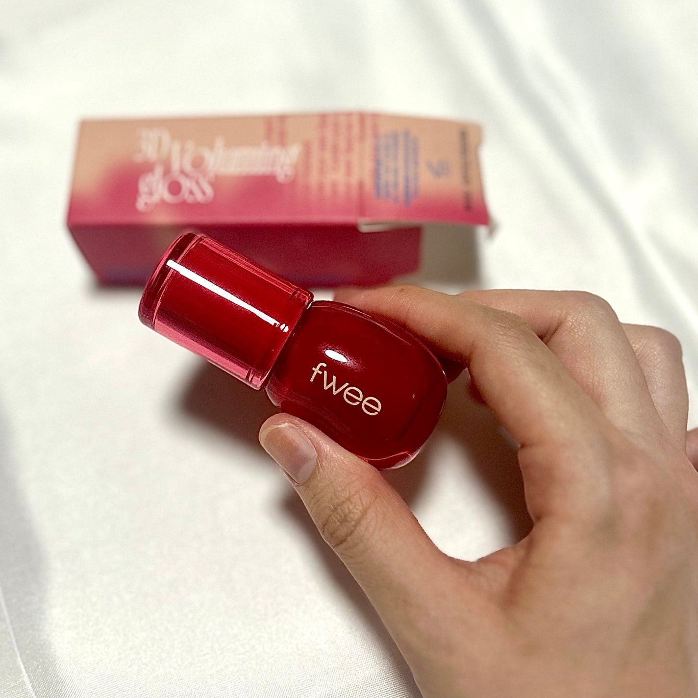 フィー 3Dボリューミンググロス/fwee/リップグロスを使ったクチコミ(1枚目)
