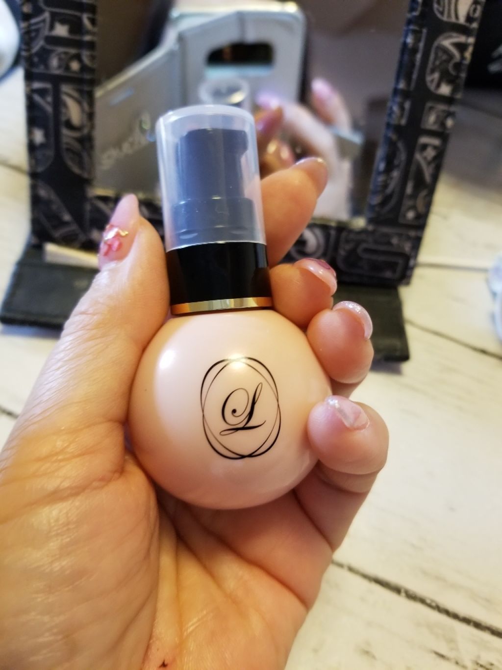 よっちゃん on LIPS 「このボリューマーなかなかいい🎶欲しい所だけに、トントンと叩いて..」(1枚目)