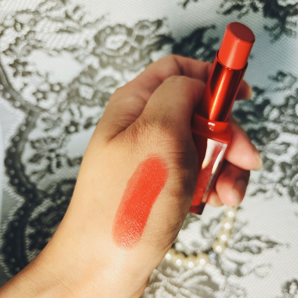 ルージュ アンリミテッド ラッカーシャイン LS RD 198(限定)/shu uemura/口紅を使ったクチコミ（2枚目）