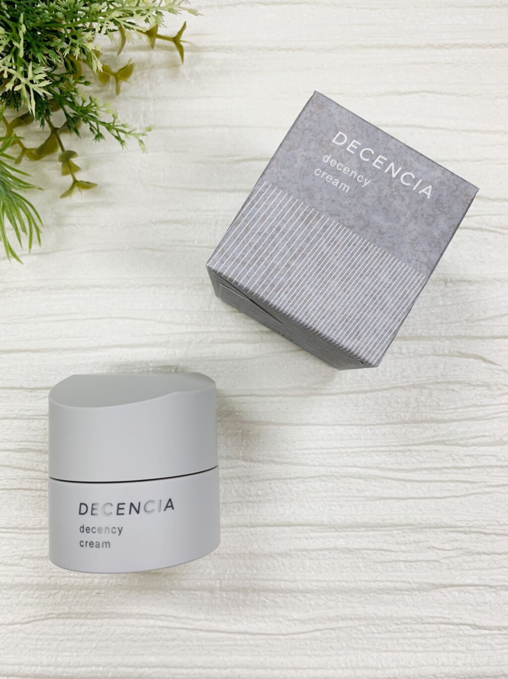ディセンシー クリーム/DECENCIA/フェイスクリームを使ったクチコミ（3枚目）