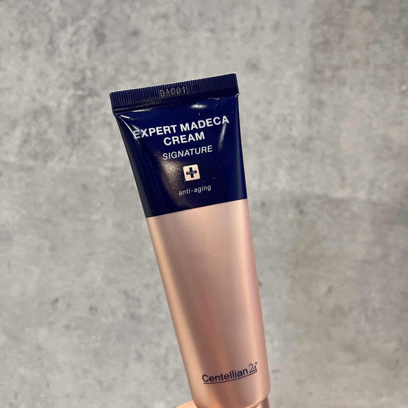 エキスパートマデカクリーム (シグネチャー)/センテリアン24/フェイスクリームを使ったクチコミ(2枚目)