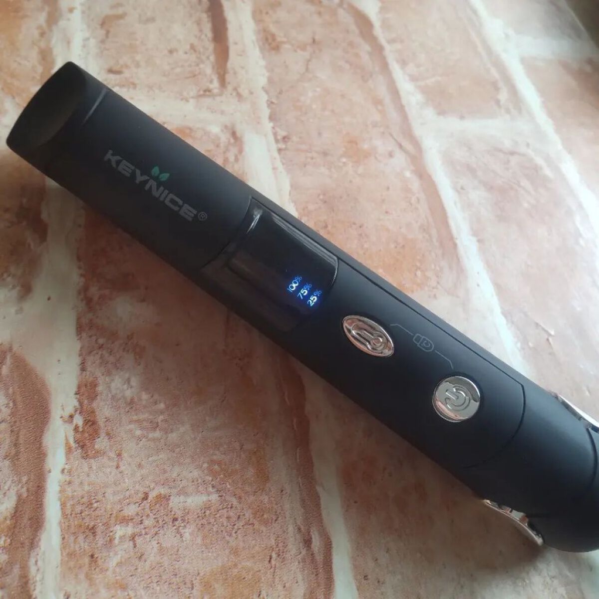 KEYNICE コードレスヘアアイロン/KEYNICE/ストレートアイロンを使ったクチコミ（2枚目）