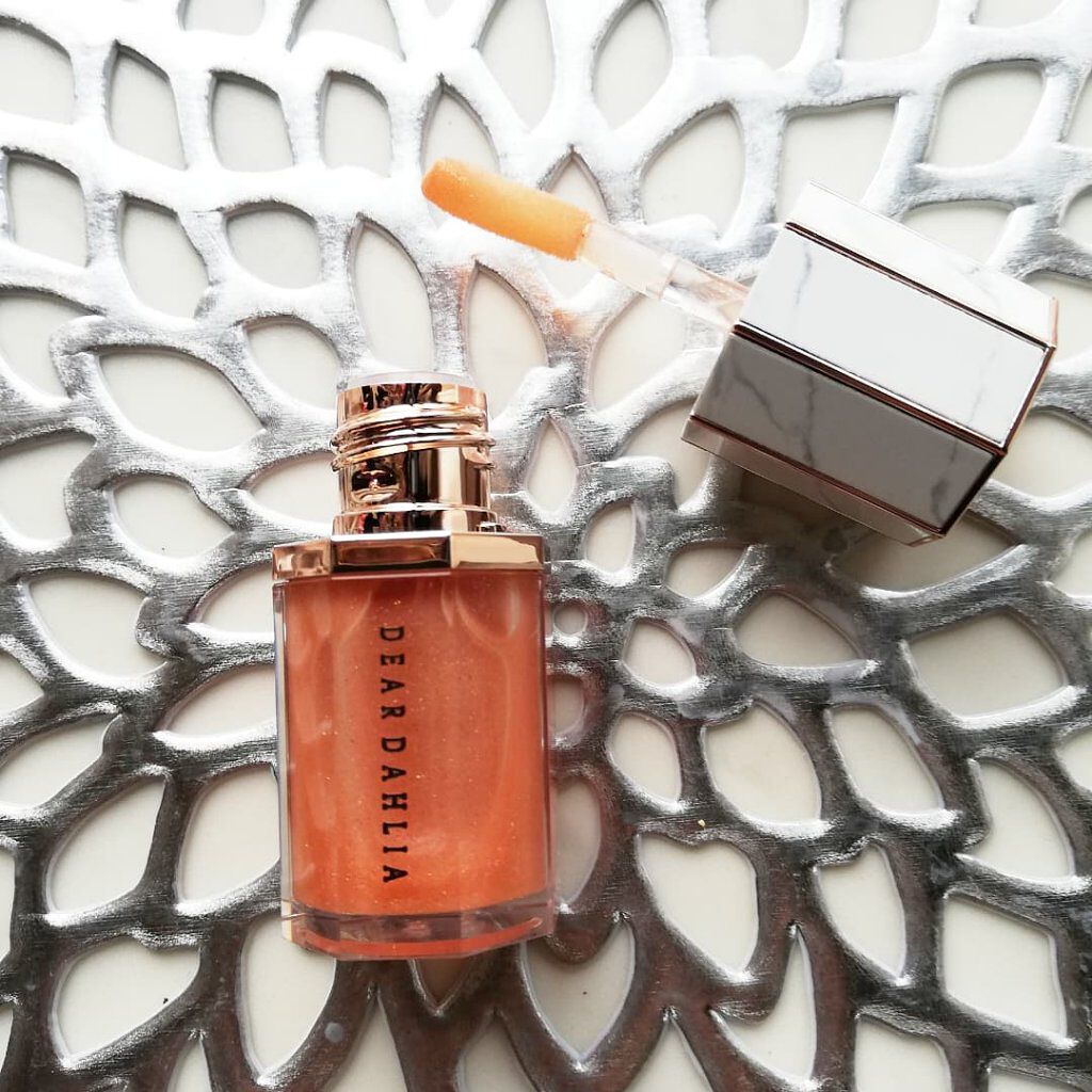 パラダイスオーロラシャインリップトリートメント/DEAR DAHLIA/リップグロスを使ったクチコミ(2枚目)