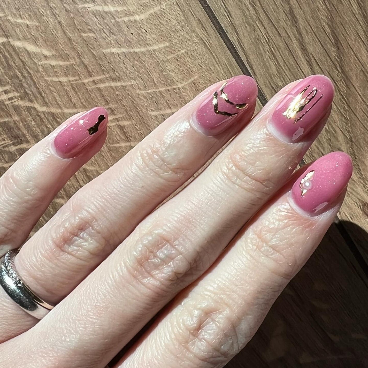 M♡フォロバ on LIPS 「#m_beautyroom06です🌸-—————セルフネイルS..」(2枚目)