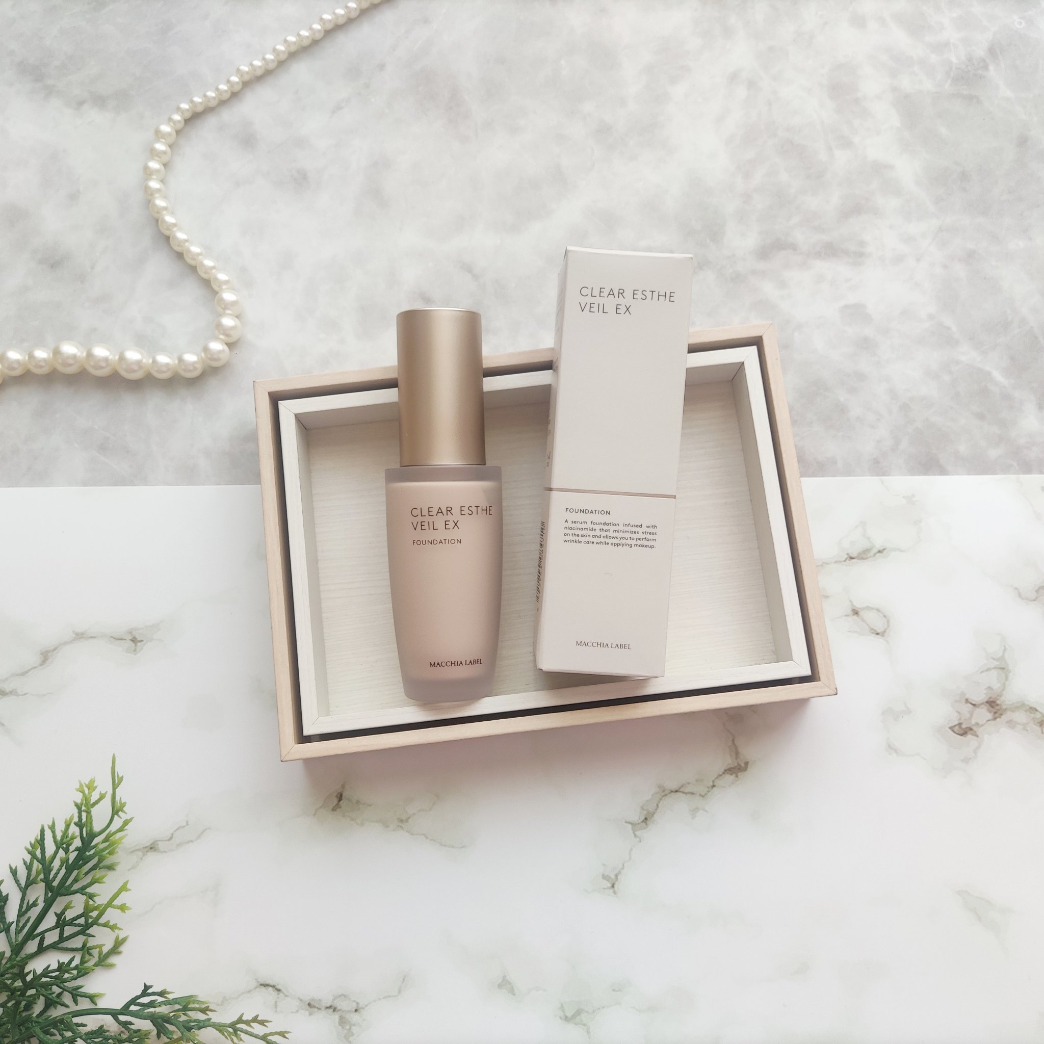 薬用クリアエステヴェールEX 03 ライトベージュ/Macchia Label/リキッドファンデーションを使ったクチコミ（1枚目）