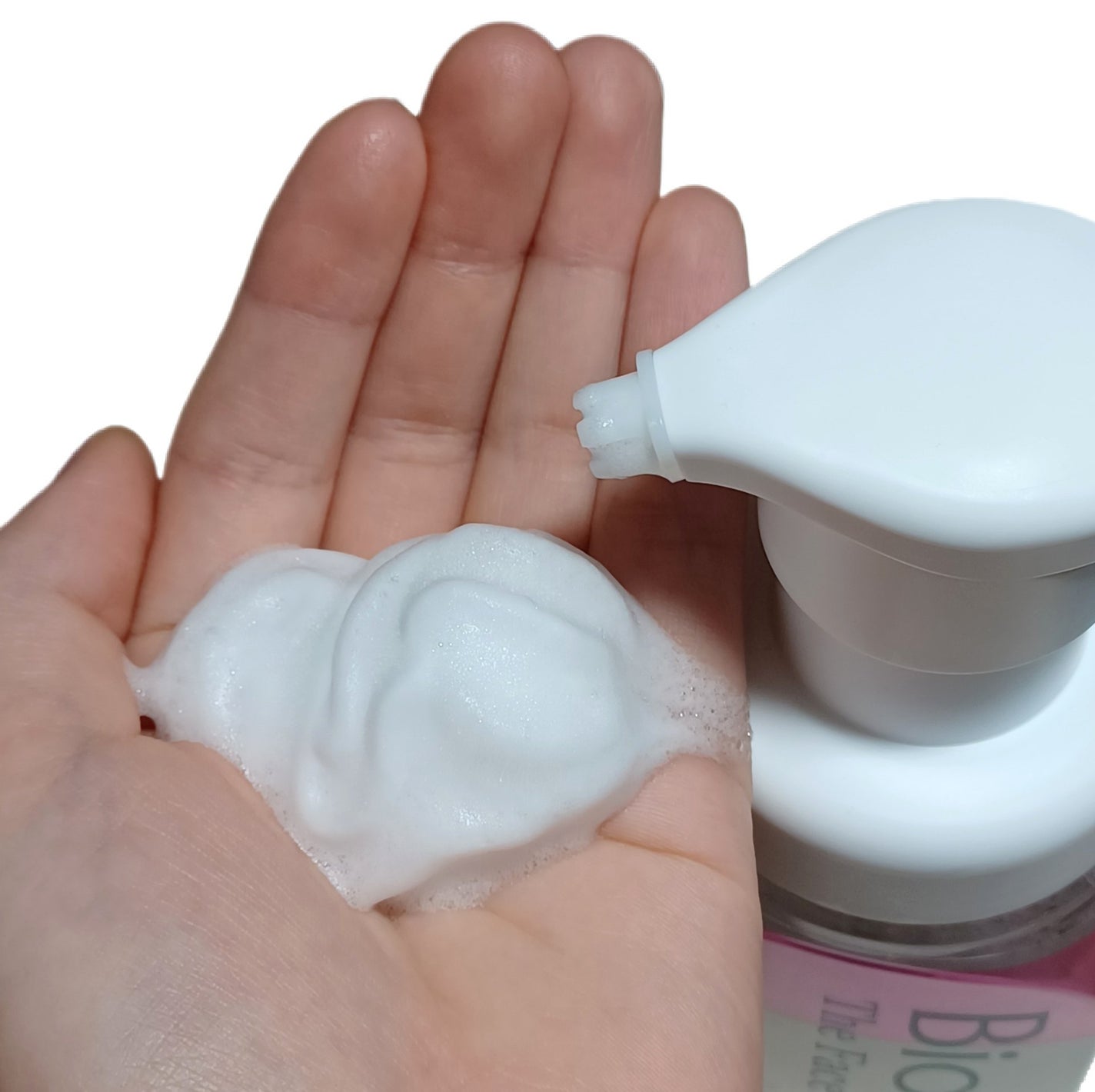 ビオレ ザフェイス 泡洗顔料 ディープモイスト/ビオレ/泡洗顔を使ったクチコミ(4枚目)