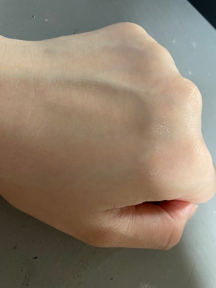 ありさ on LIPS 「⭐︎ホワイトヴェールブライトセラムUV日焼け止め独特の匂いもな..」(4枚目)