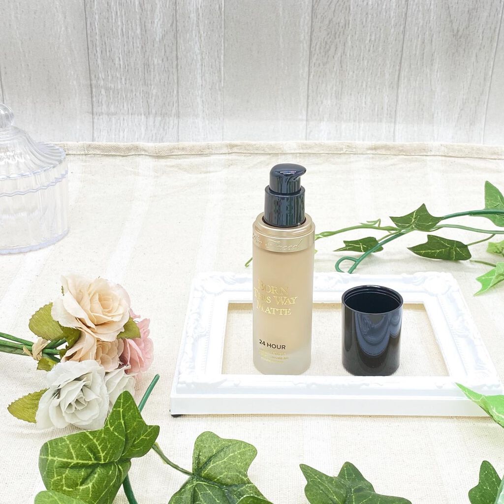 ボーン ディス ウェイ アンディテクタブル 24H マット ファンデーション/Too Faced/リキッドファンデーションを使ったクチコミ（2枚目）