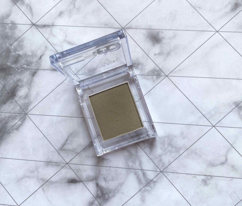 プリズム パウダーアイカラー/リンメル ロンドン/単色アイシャドウを使ったクチコミ(1枚目)