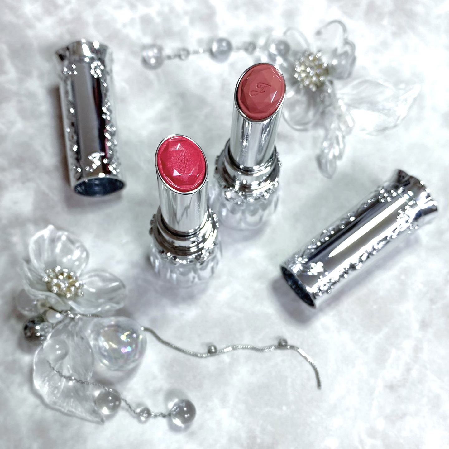 ジルスチュアート　リップブロッサム グロウ 13 happy primula/JILL STUART/口紅を使ったクチコミ（2枚目）