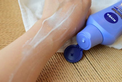 ニベア プレミアムボディミルク リペア/ニベア/ボディミルクを使ったクチコミ(3枚目)