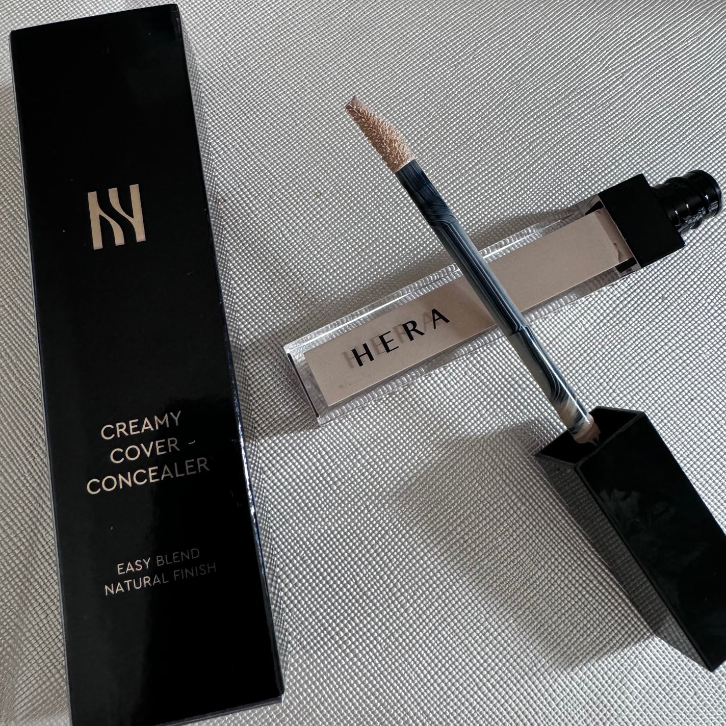 クリーミー カバー コンシーラー/HERA/リキッドコンシーラーを使ったクチコミ(2枚目)