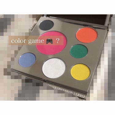 RMK ア カラーゲーム アイズ＆チークパレットのクチコミ「#カラーゲーム 🎮？ #限定
#アイ&チークパレット

#RMK より数量限定発売(違ったら
.....」（1枚目）