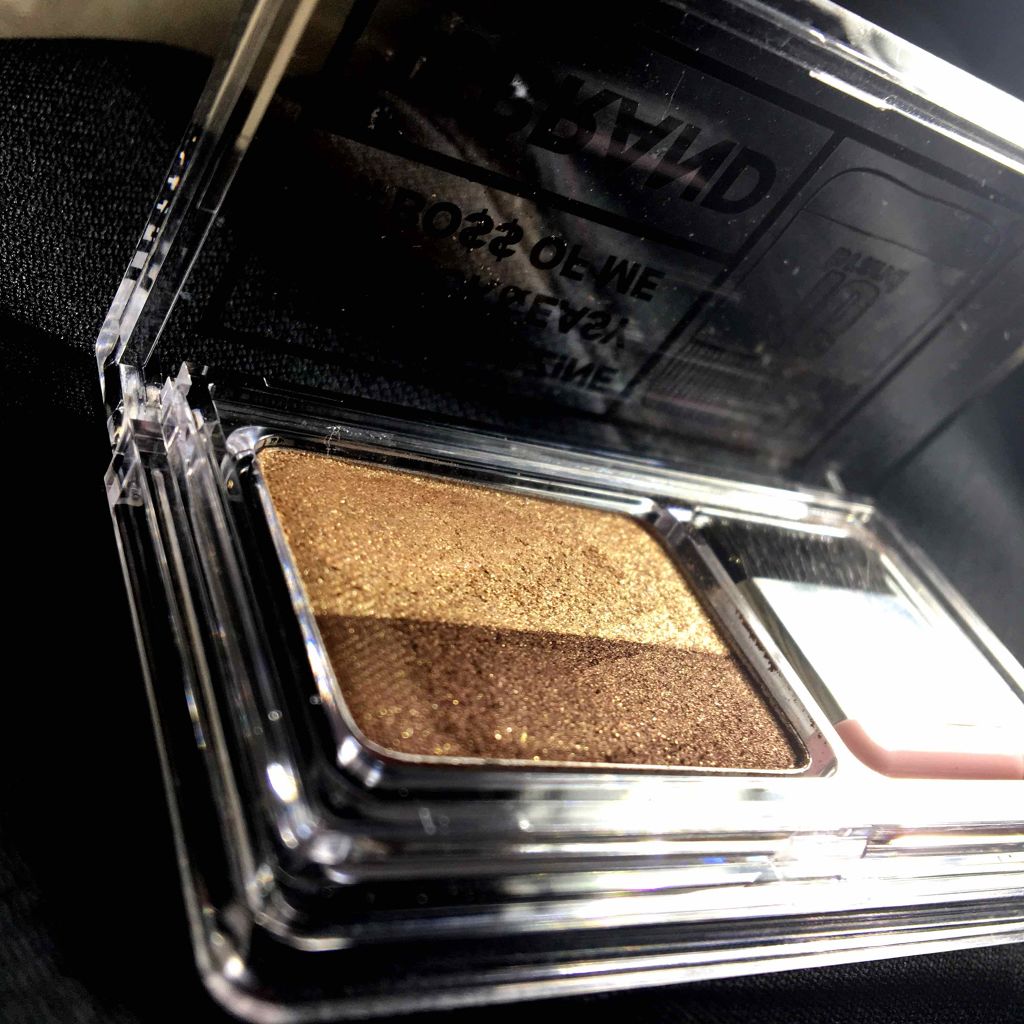 yuma on LIPS 「SIXTEENブランドまじ最高!光に当たると盛れるのよね♡お気..」(3枚目)