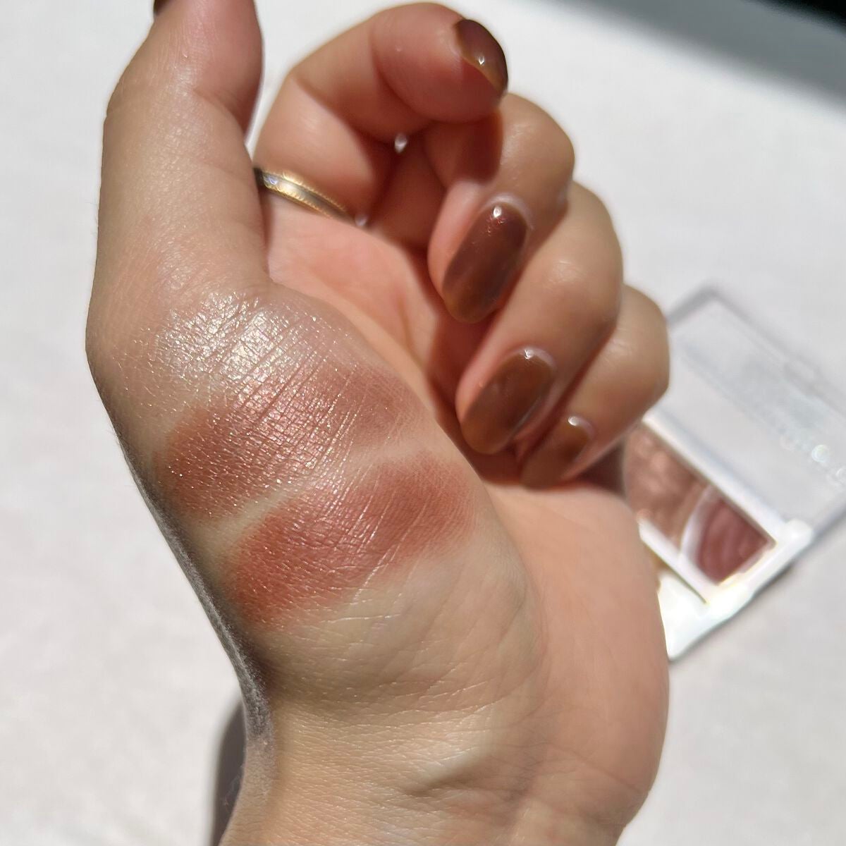 トーンアップアイシャドウ/CEZANNE/アイシャドウパレットを使ったクチコミ(6枚目)