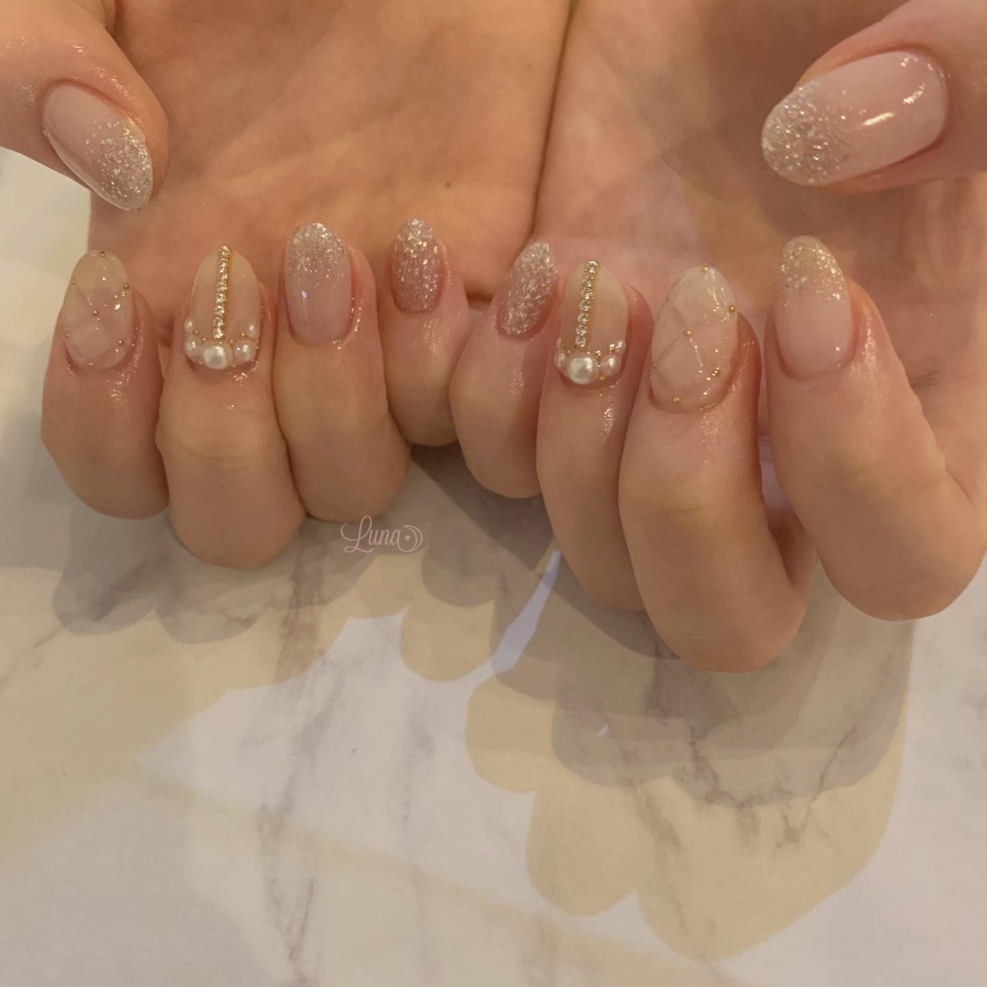 #ジェルネイル,#ワンカラーネイル,#ニュアンスネイル,#うるうるネイル,#ちゅるんネイル,#シンプルネイル,#パーツネイル,#透け感ネイル,#クリアネイル,#ぷっくりネイル,#ちぐはぐネイル,#韓国ネイル,#きらきらネイル,#うるつやネイル,#フレンチガーリーネイル,#ラメグラネイル,#ピンクネイル,#キルティングネイルのネイルデザイン