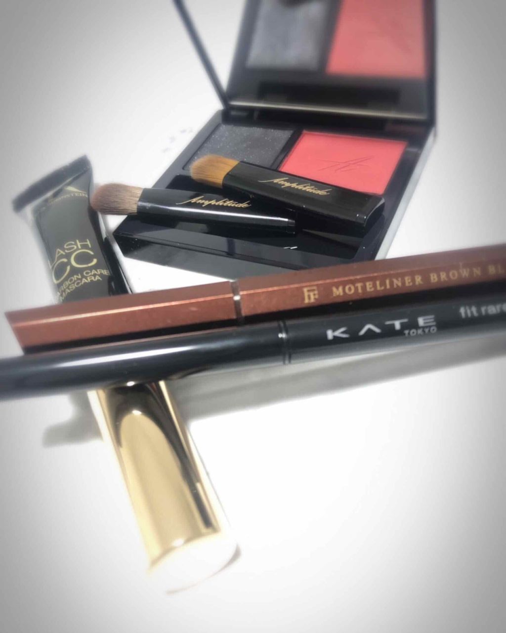 モテライナー リキッド/UZU BY FLOWFUSHI/リキッドアイライナーを使ったクチコミ(1枚目)