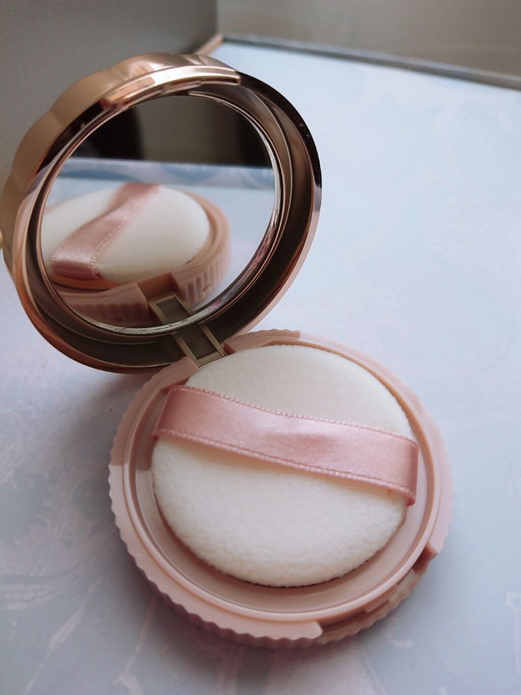 エテュセ　スキンケアパウダー　桜パッケージ/ettusais/プレストパウダーを使ったクチコミ（3枚目）