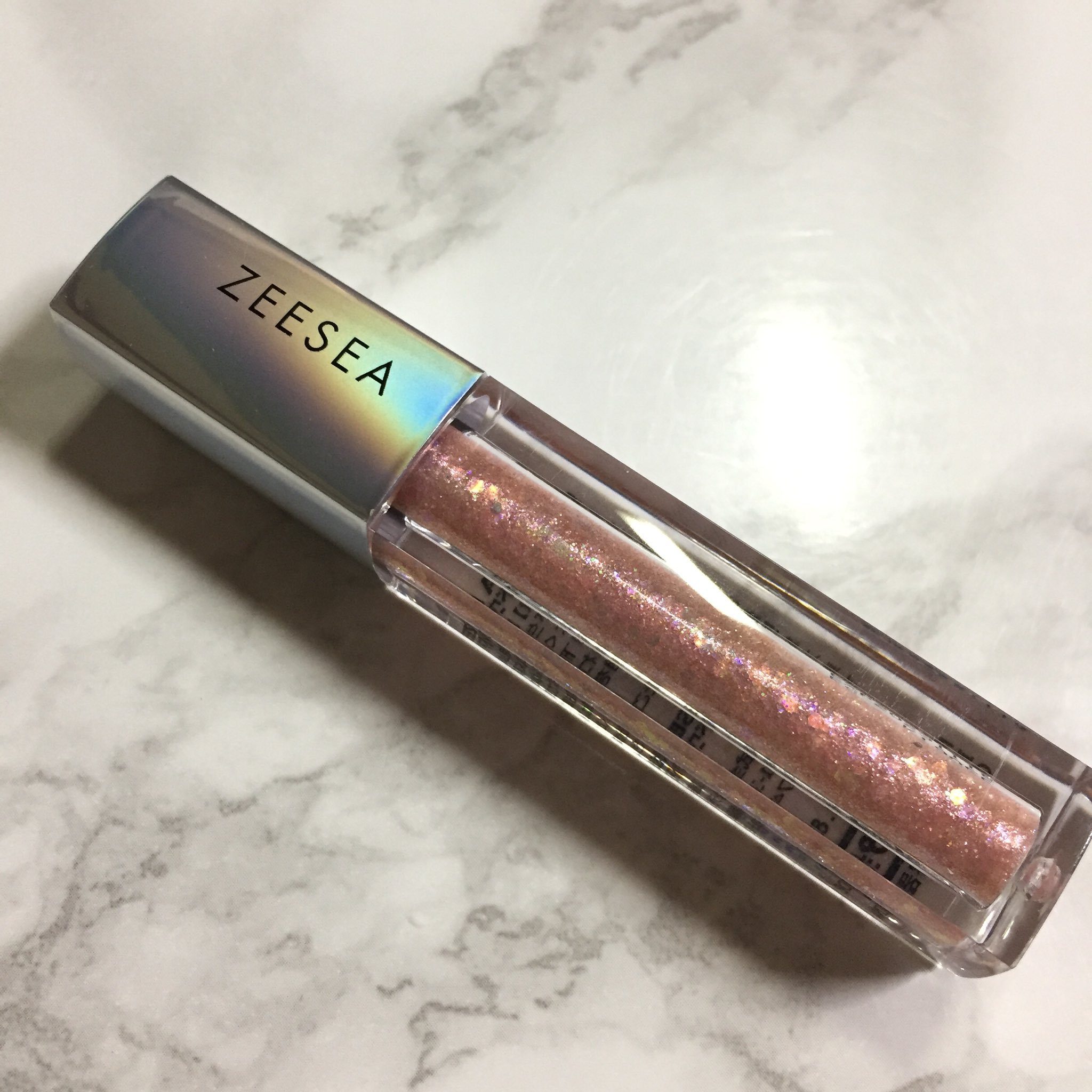 ダイヤモンドシリーズ 星空リキッドアイシャドウ 12白桃ソーダ/ZEESEA/リキッドアイシャドウを使ったクチコミ（1枚目）