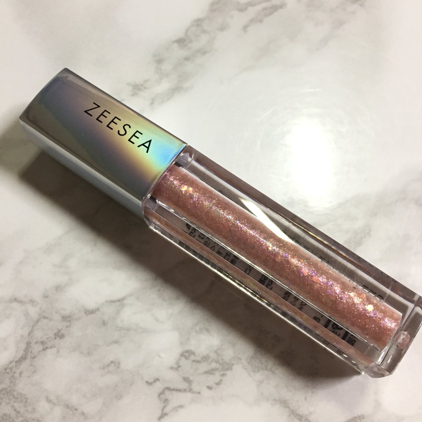 ダイヤモンドシリーズ 星空リキッドアイシャドウ/ZEESEA/リキッドアイシャドウを使ったクチコミ(1枚目)