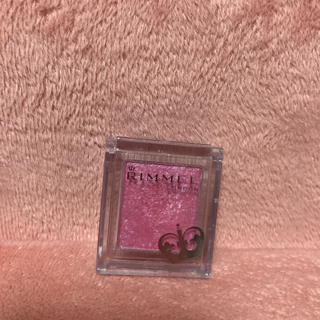 プリズム パウダーアイカラー/リンメル ロンドン/単色アイシャドウを使ったクチコミ（1枚目）