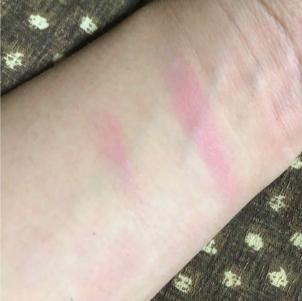 ダイソー×IT GIRL アイシャドウ/DAISO/単色アイシャドウを使ったクチコミ（2枚目）